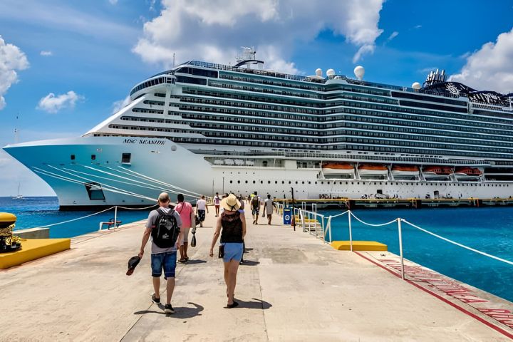 Schihol Taxi for cruise Ships